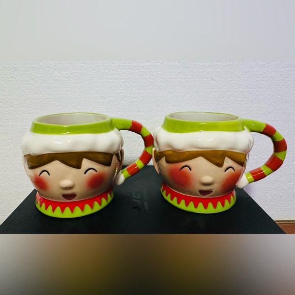 Set Of 2 Target Threshold Elf 3D
Face Christmas Holiday
HotChocolate Mugs. - Picture 2 of 8